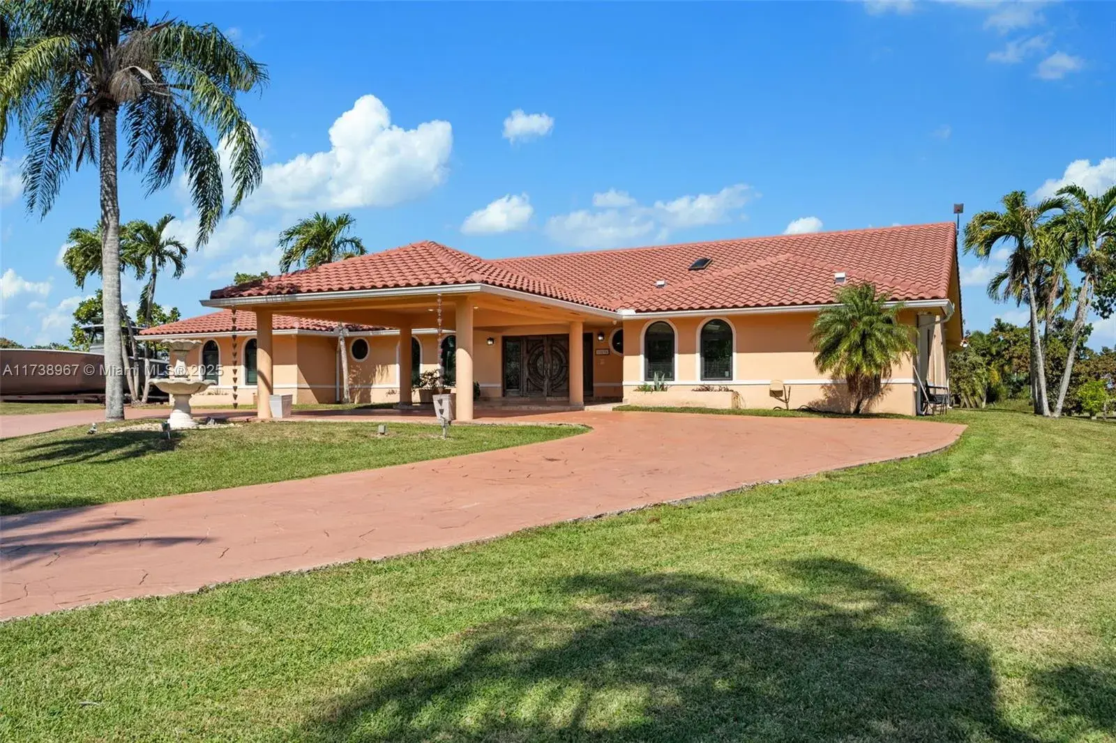 4 bedroom 4 bath Residential for sale at 19895 SW 184th St, Miami FL 33187