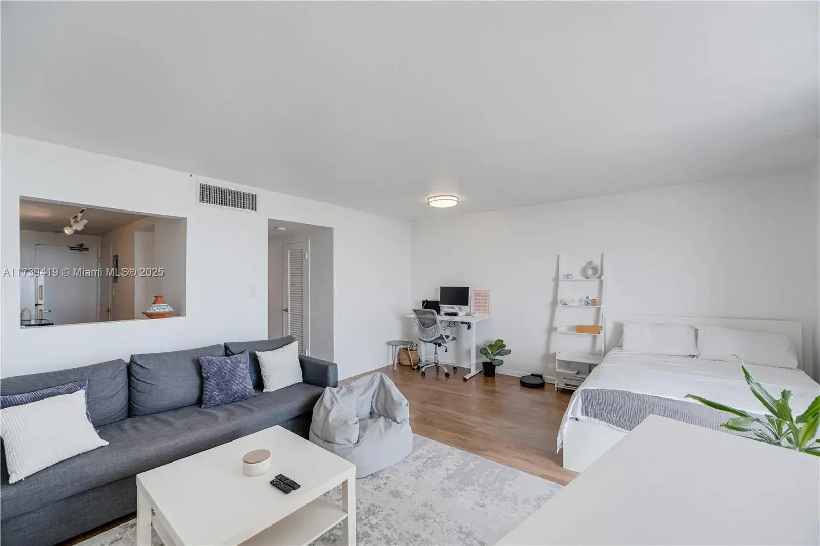 1200 West Ave # 15, Miami Beach FL 33139