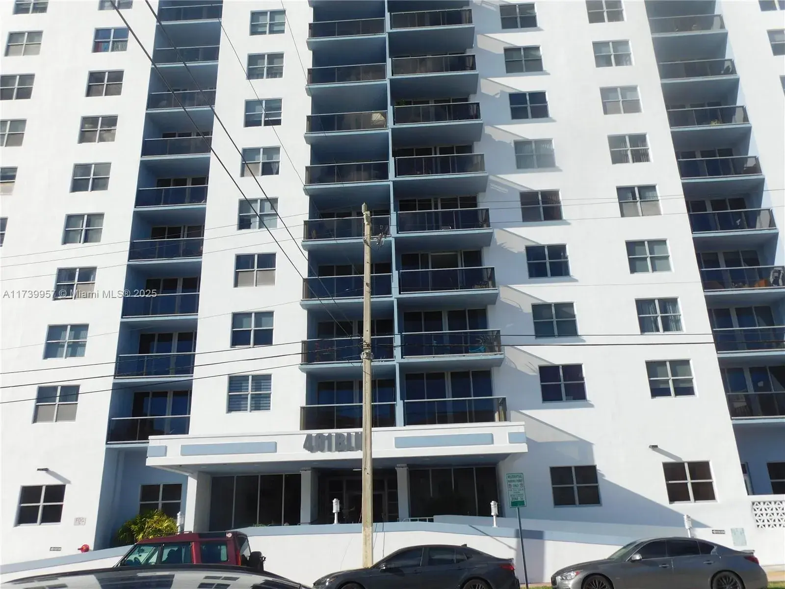 2 bedroom 2 bath for sale at 401 69th St # 401, Miami Beach FL 33141