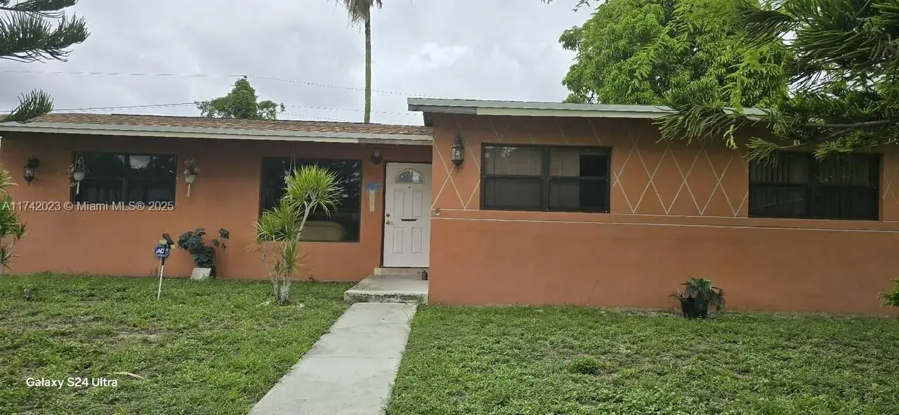 1420 NW 174th St, Miami Gardens FL 33169
