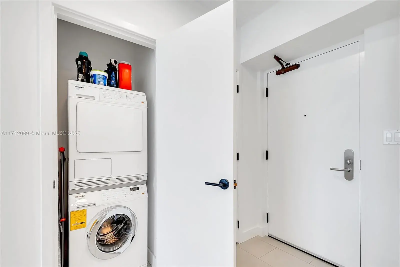 6799 Collins Ave # 312, Miami Beach FL 33141