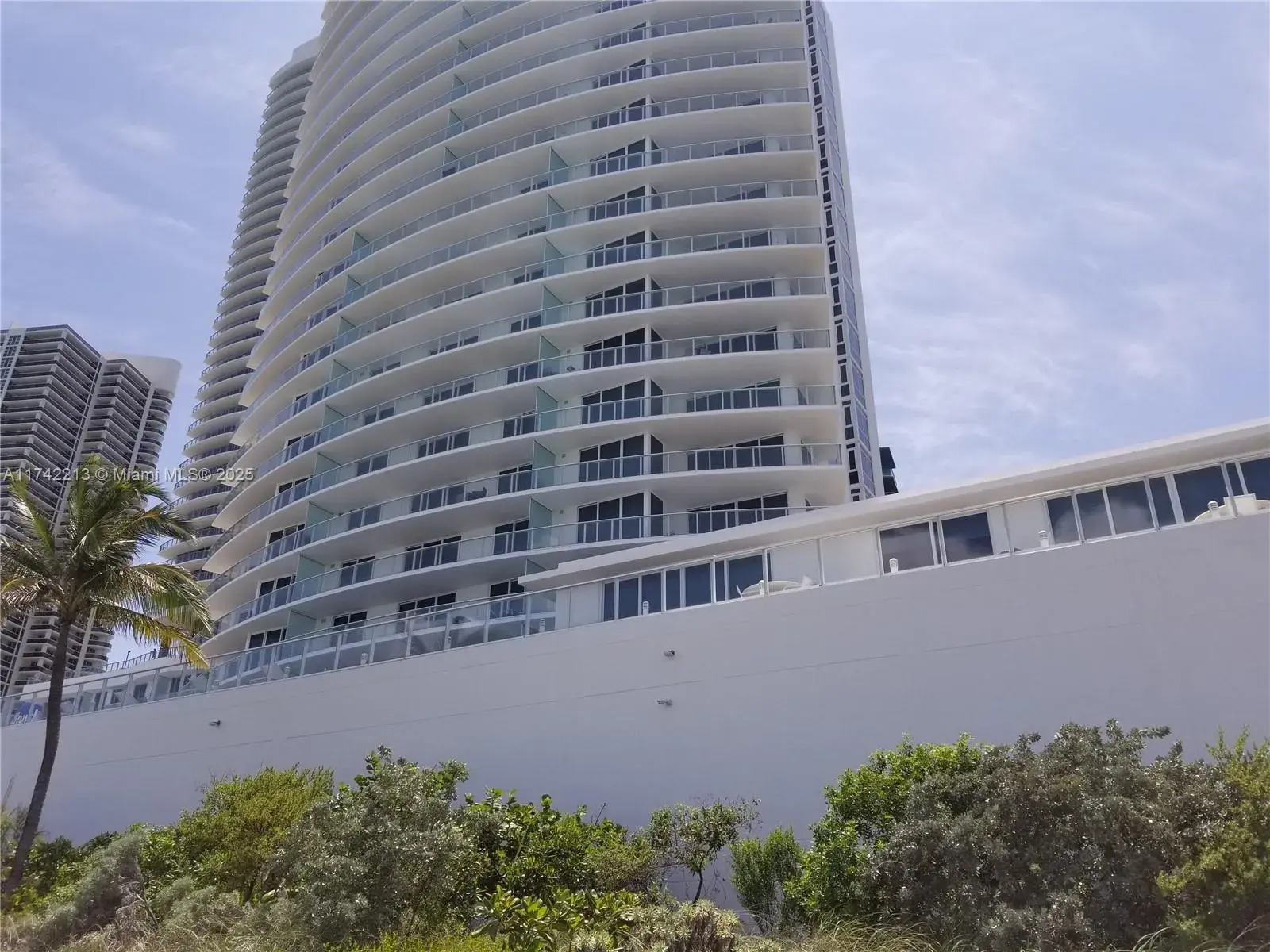 4001 S Ocean Dr # 4H, Hallandale Beach FL 33019