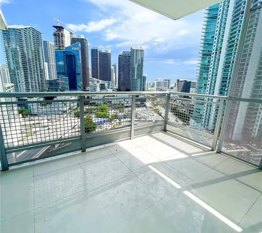 350 S Miami Ave # 2412, Miami FL 33130