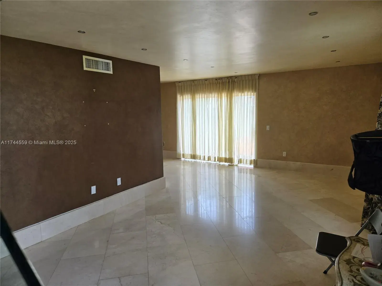 10703 SW 113th Pl # 100B, Miami FL 33176