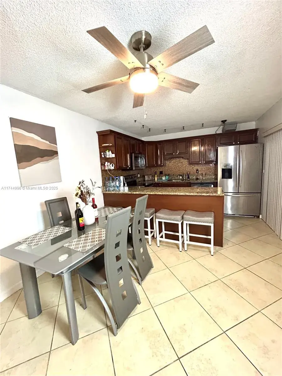 2832 SW 12th St # 2832, Deerfield Beach FL 33442