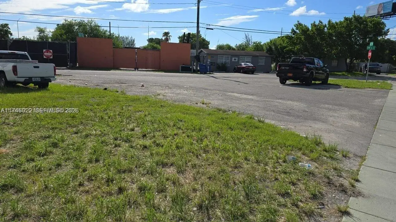 Land/Boat Docks for sale at 628 NW 22nd Rd, Fort Lauderdale FL 33311