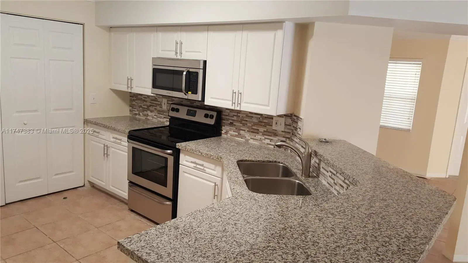 12650 SW 54th St, Miramar FL 33027