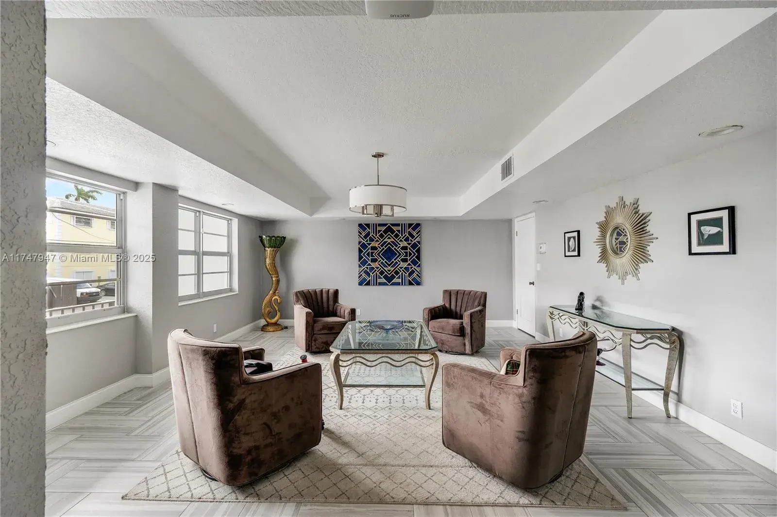 3051 NE 48th St # 308, Fort Lauderdale FL 33308