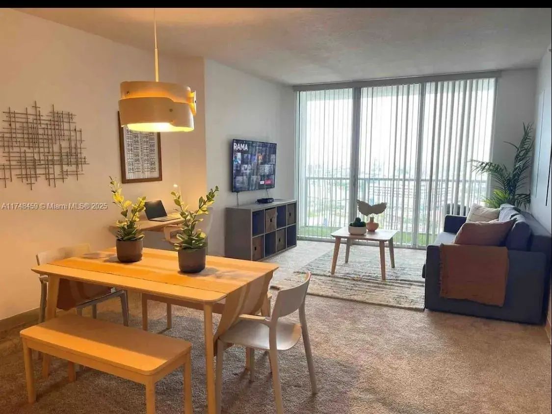 1750 N Bayshore Dr # 2211, Miami FL 33132