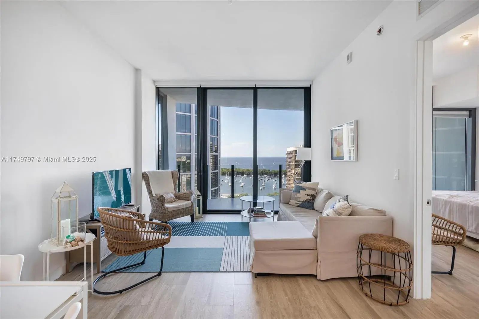 1 bedroom 1 bath Residential Lease for rent at 2831 S Bayshore Dr # 1603, Miami FL 33133