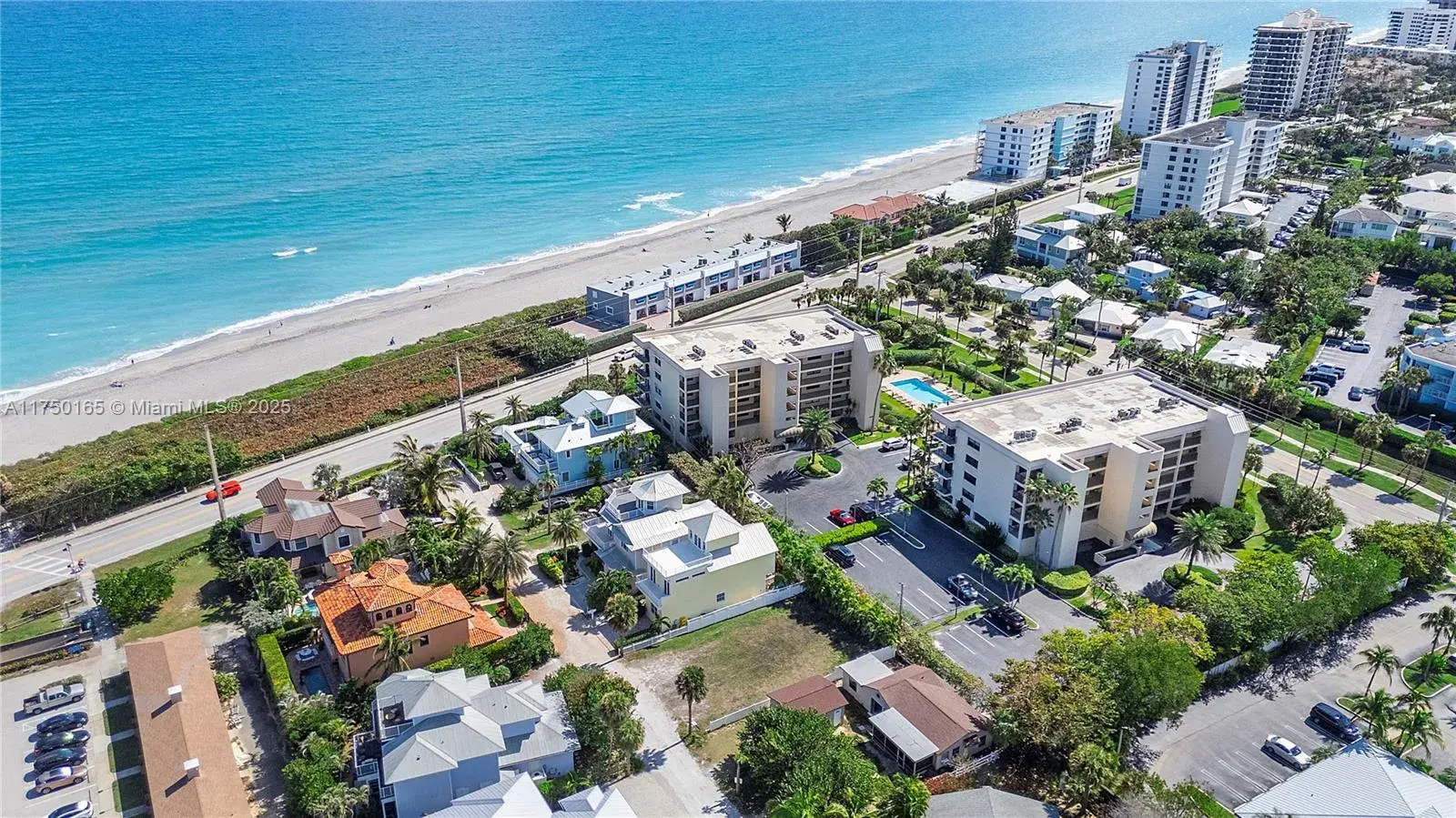 510 Saturn Ln, Juno Beach FL 33408