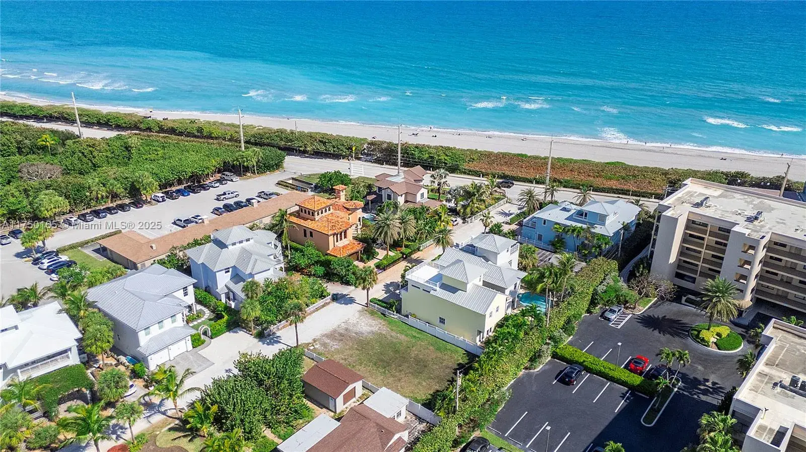 510 Saturn Ln, Juno Beach FL 33408