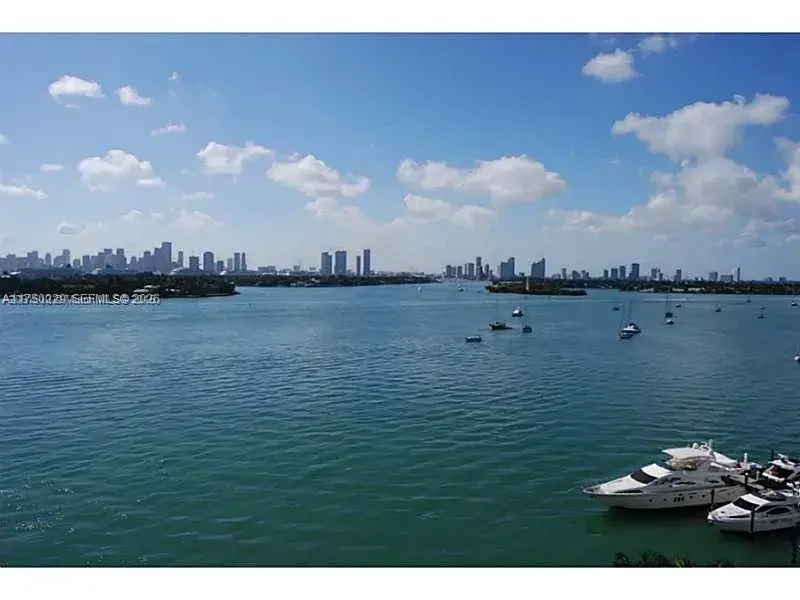 2 bedroom 2 bath for sale at 1100 West Ave # 916, Miami Beach FL 33139