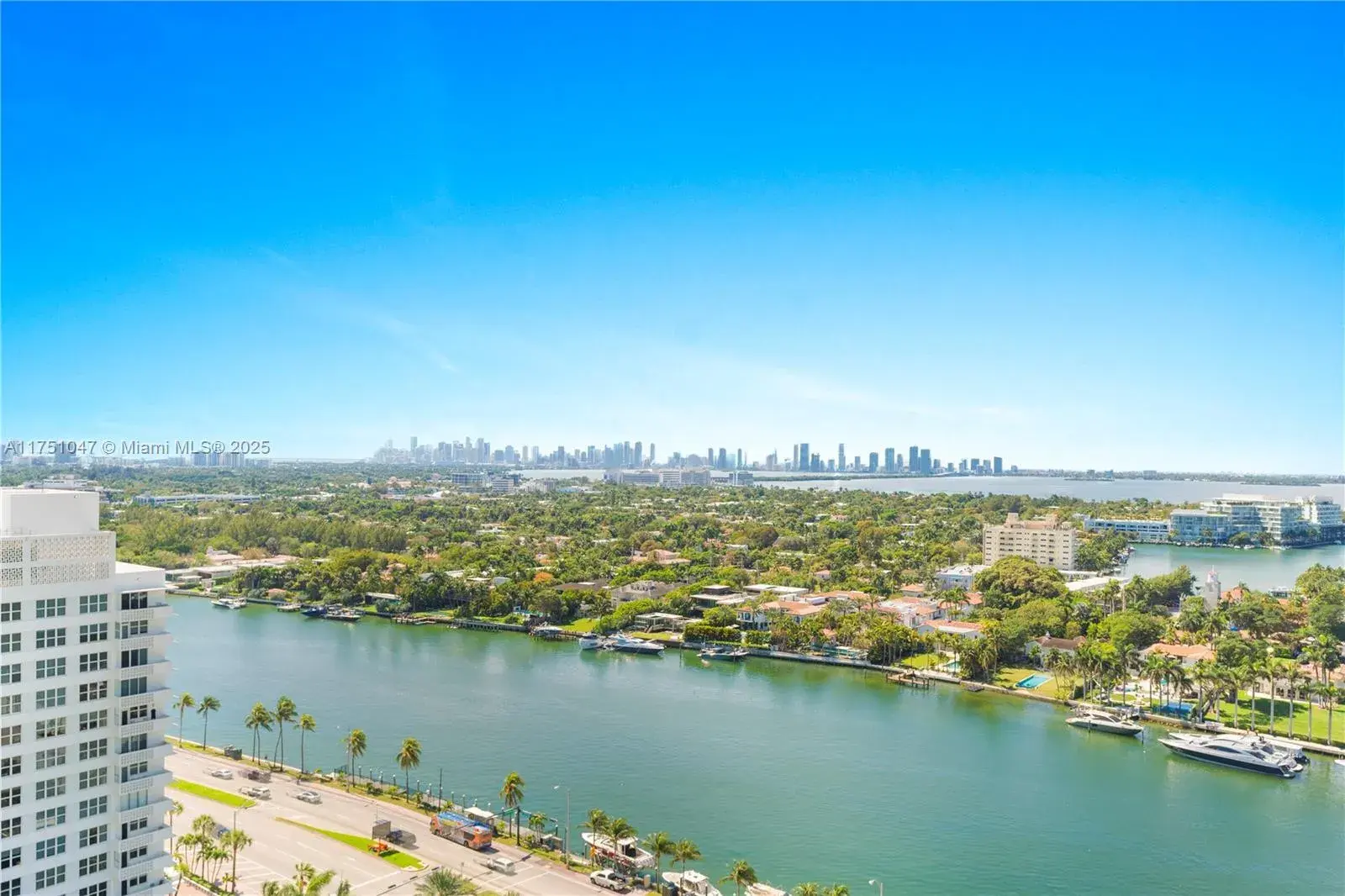 4779 Collins Ave # 2204, Miami Beach FL 33140
