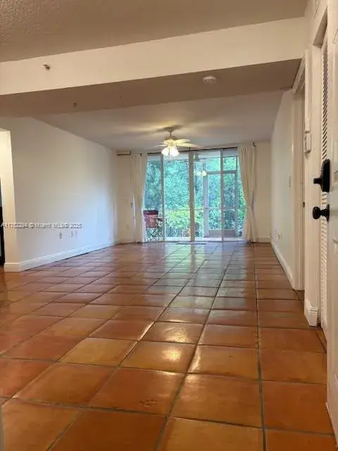 2721 Ocean Club Blvd # 105, Hollywood FL 33019