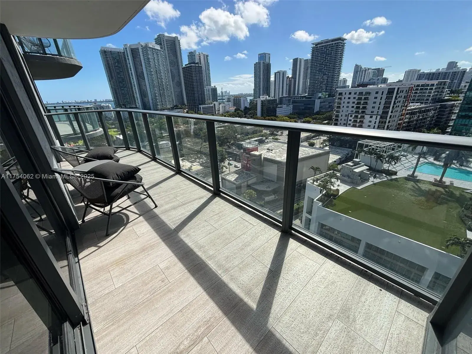1 bedroom 1 bath Residential for sale at 121 NE 34th St # 1503, Miami FL 33137