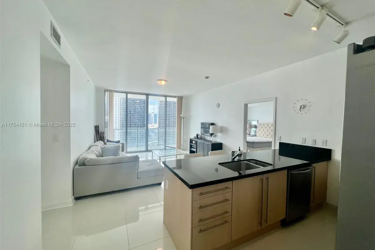 1111 SW 1st Ave # 3223, Miami FL 33130