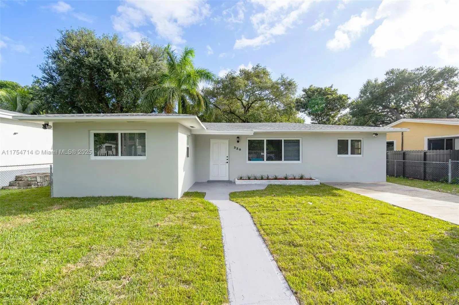4 bedroom 2 bath Residential for sale at 330 NE 164th St, Miami FL 33162