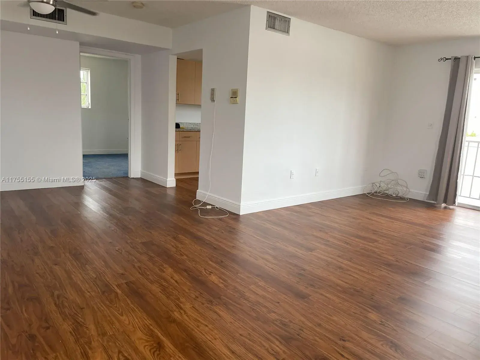 821 Euclid Ave # 403, Miami Beach FL 33139