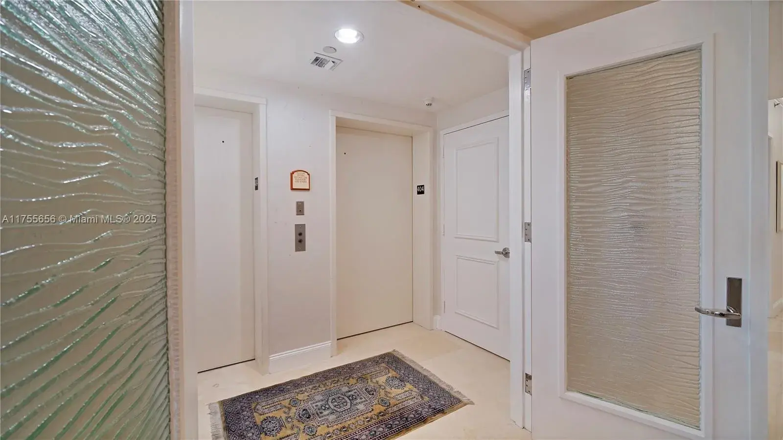 791 Crandon Blvd # 404, Key Biscayne FL 33149