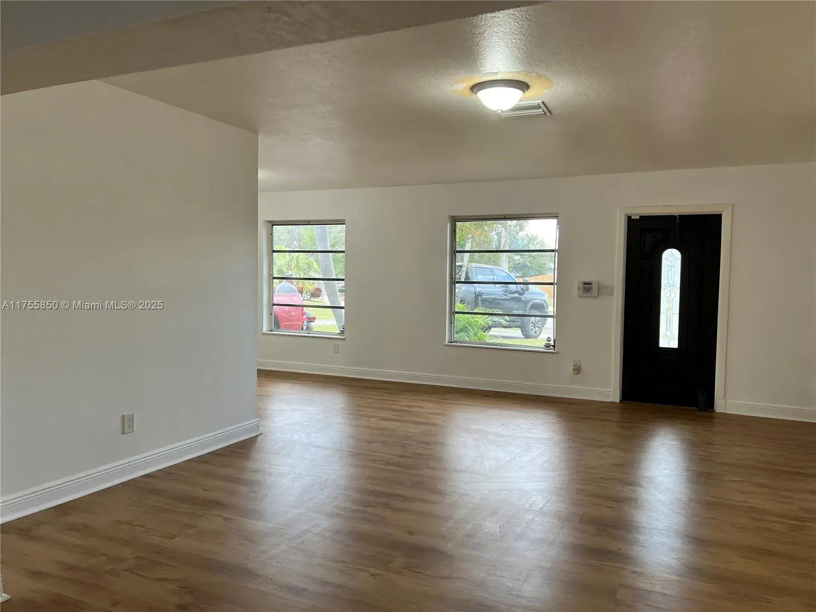 480 NW 16th St, Homestead FL 33030