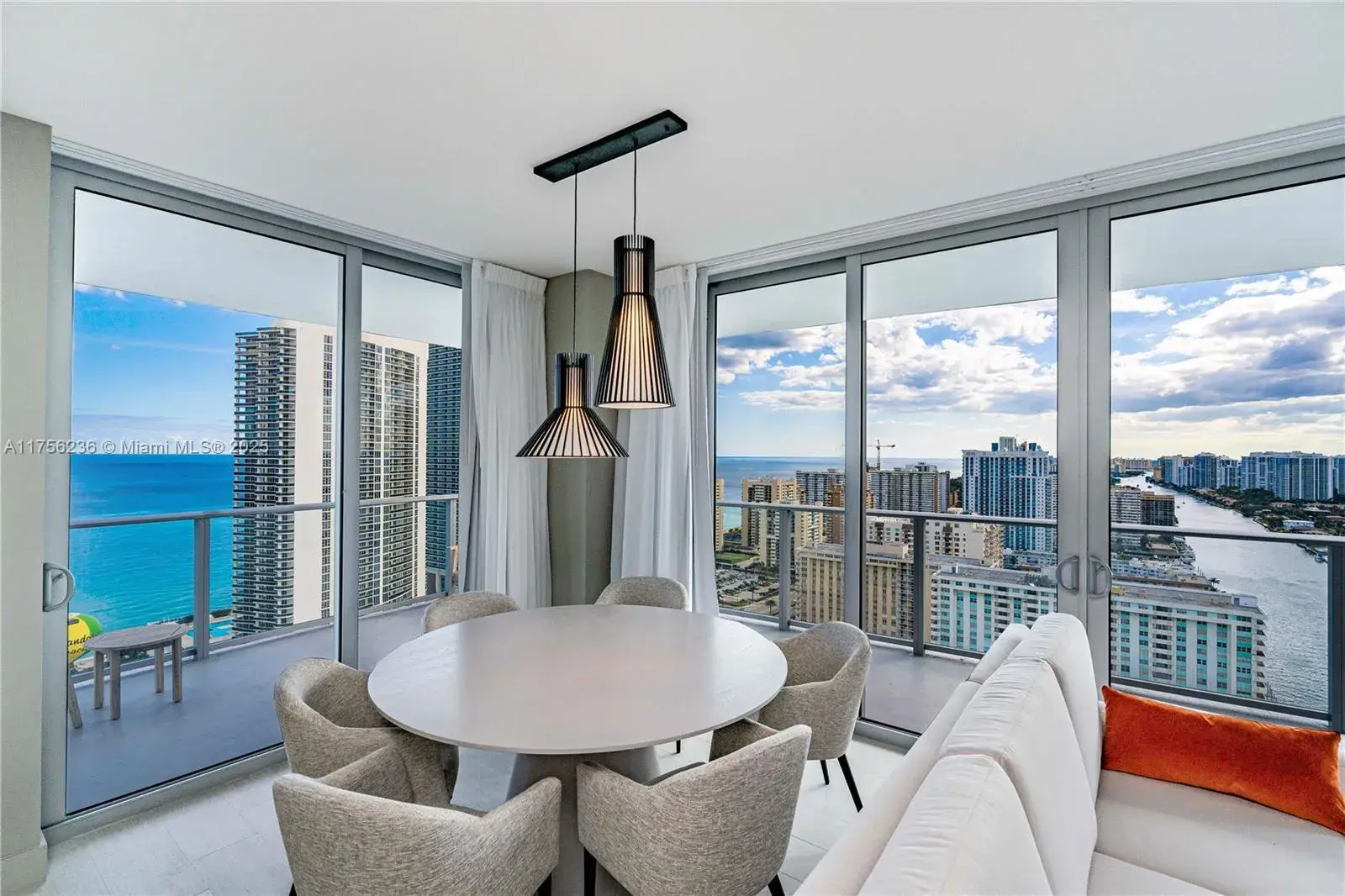 2 bedroom 2 bath Residential for sale at 4010 S Ocean Dr # R1609, Hollywood FL 33019