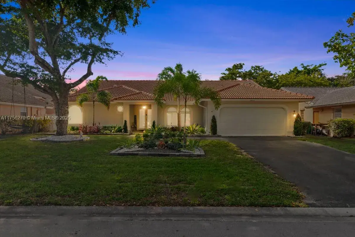 4630 NW 100th Way, Coral Springs FL 33076
