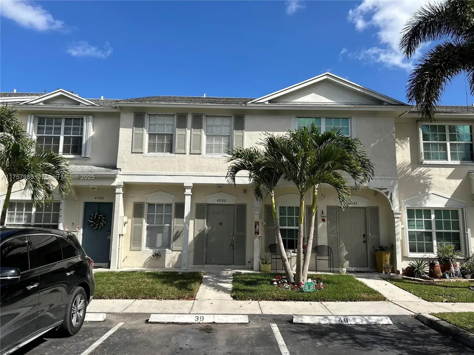 2 bedroom 2 bath for sale at 4990 SW 31st Ter # 390, Dania Beach FL 33312