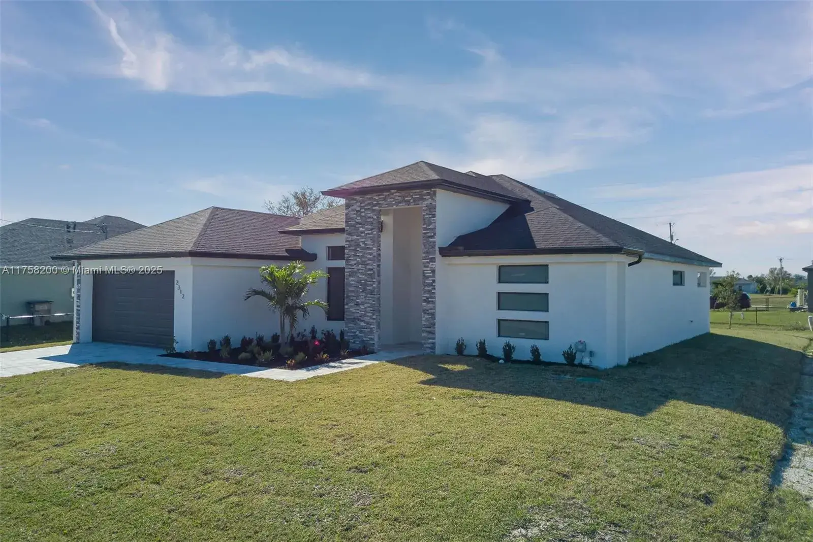 2312 NE Juanita Pl, Cape Coral FL 33909