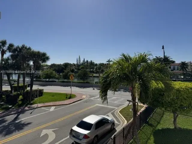 3605 Indian Creek Dr # 201, Miami Beach FL 33140
