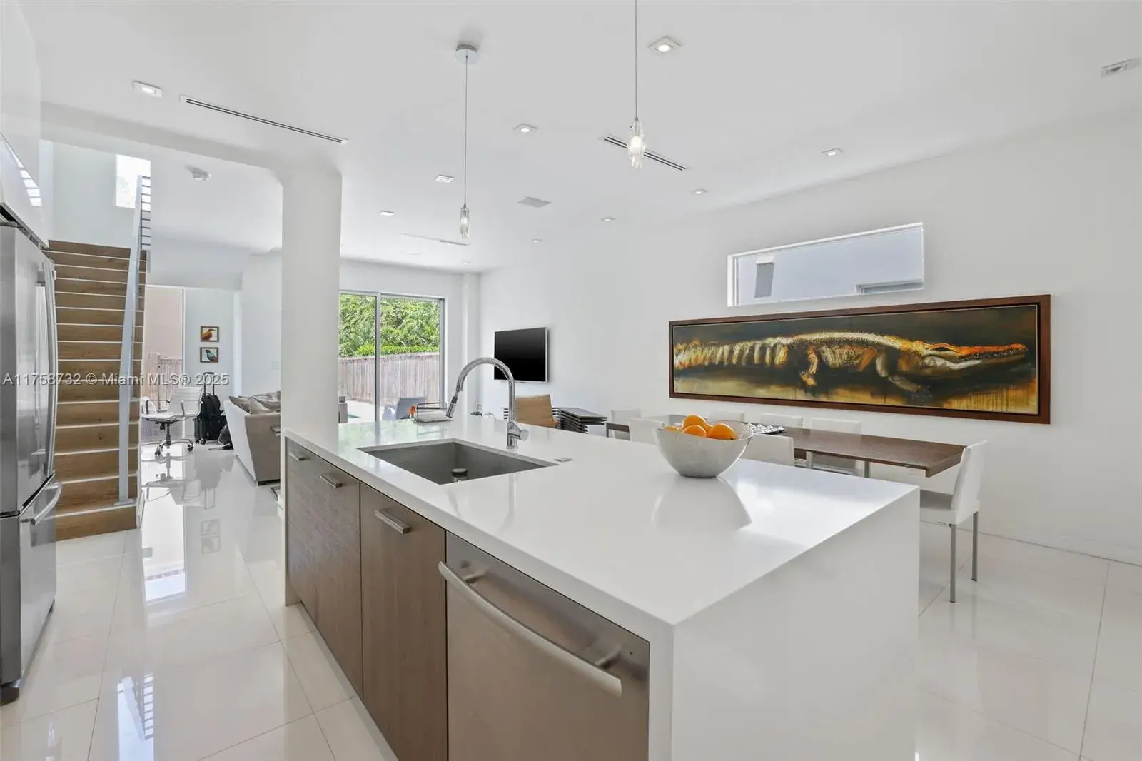 3377 Day Ave # 3377, Miami FL 33133