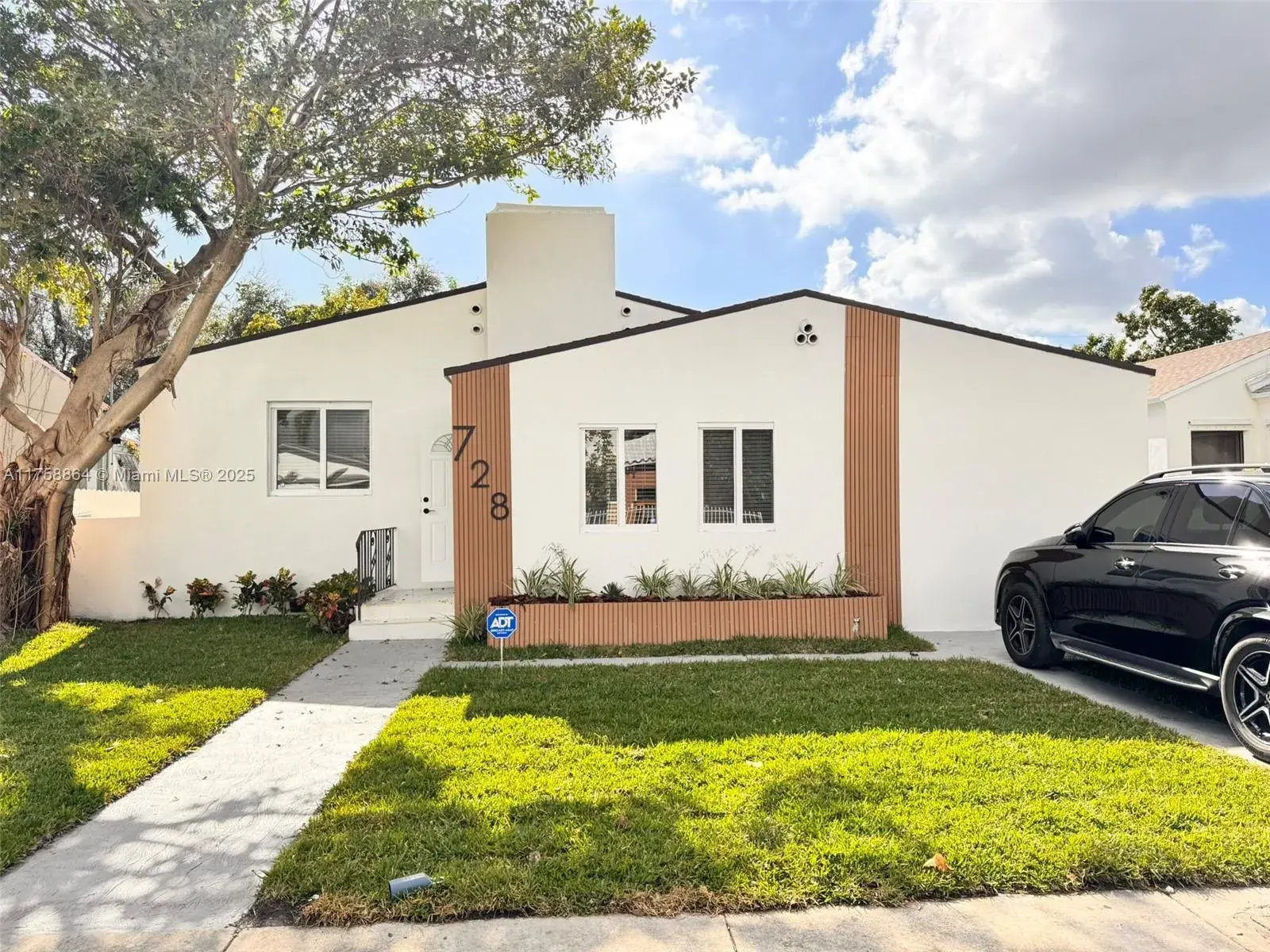 3 bedroom 2 bath Residential for sale at 728 NW 77th St, Miami FL 33150