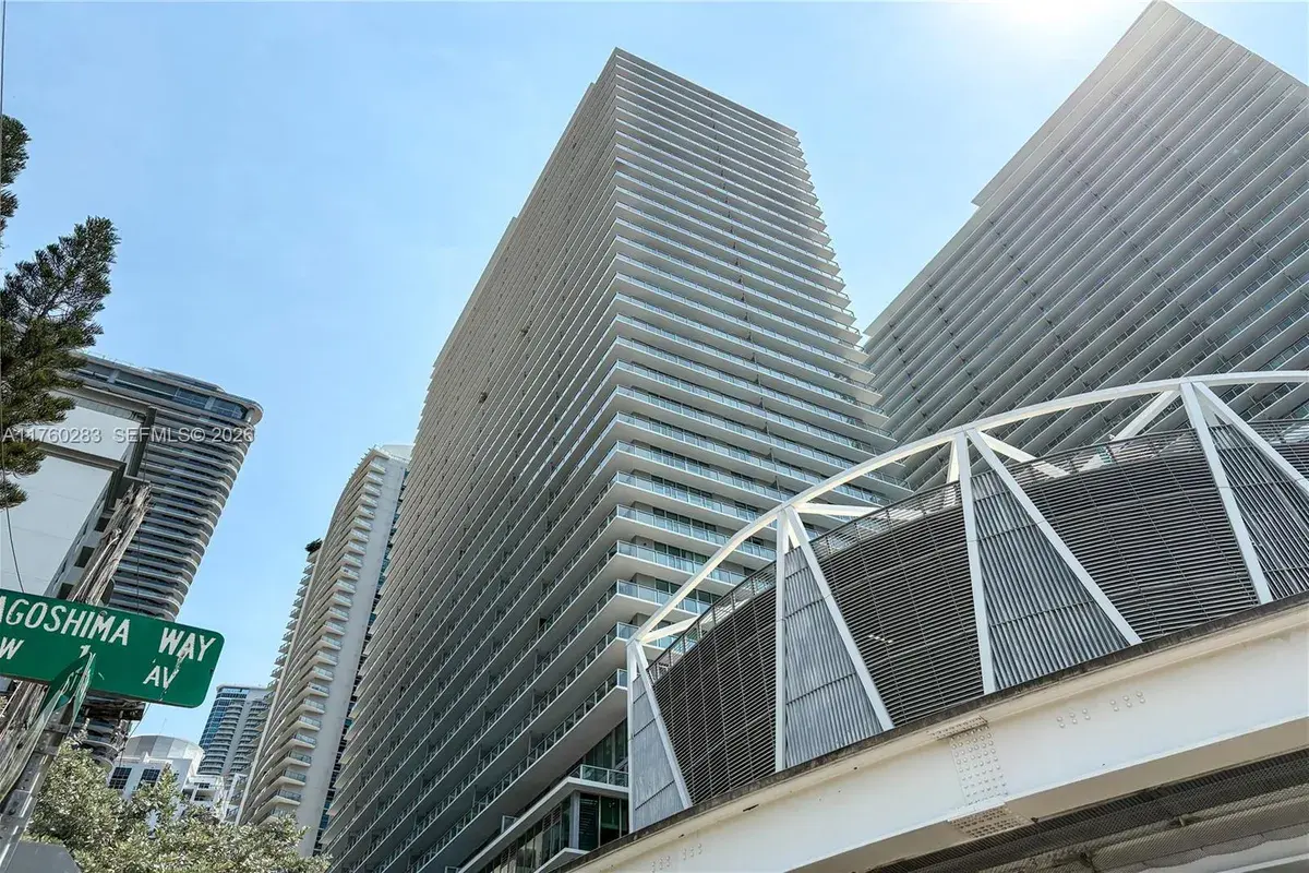 1111 SW 1st Ave, Miami FL 33130