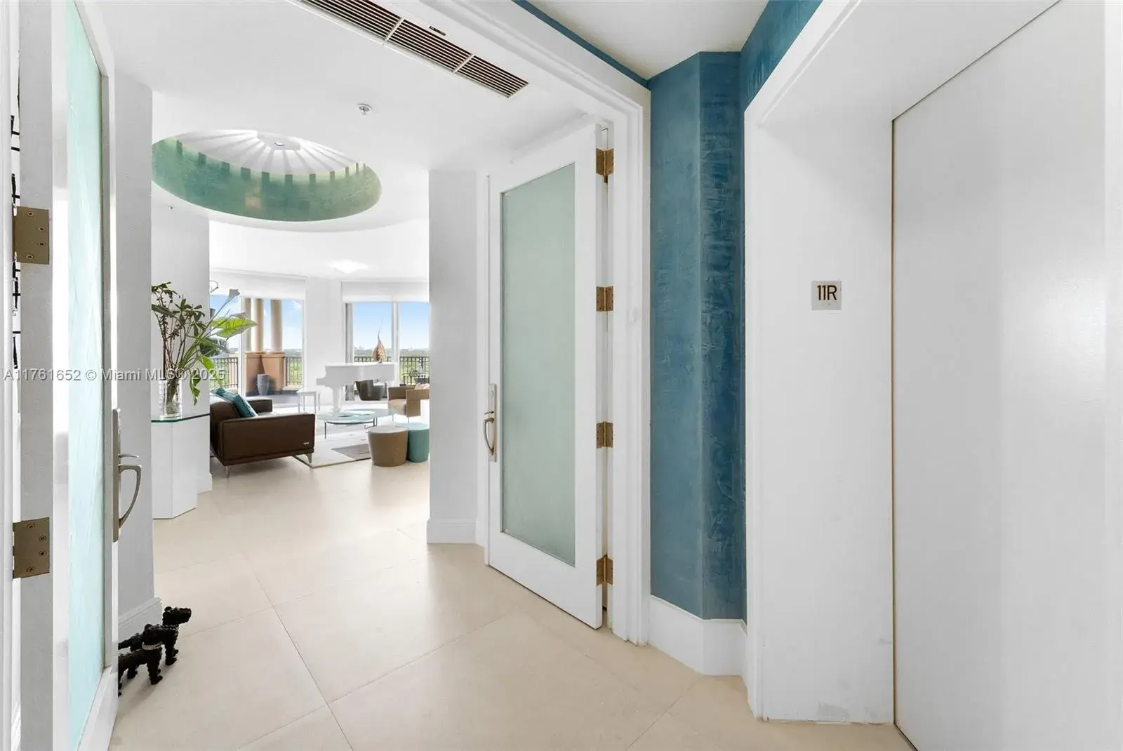 3 bedroom 3 bath for sale at 626 Coral Way # 1104, Coral Gables FL 33134