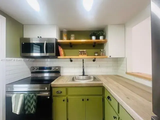 1101 Hillcrest Ct # 306, Hollywood FL 33021