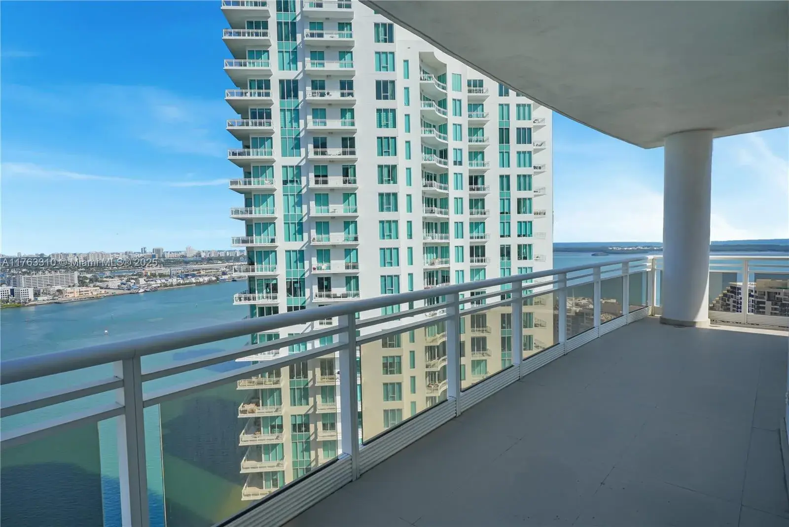 4 bedroom 4 bath Residential for sale at 901 Brickell Key Blvd # 3208, Miami FL 33131