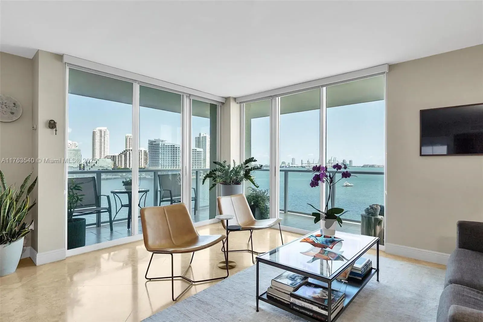 2 bedroom 2 bath Residential for sale at 1155 Brickell Bay Dr # 710, Miami FL 33131