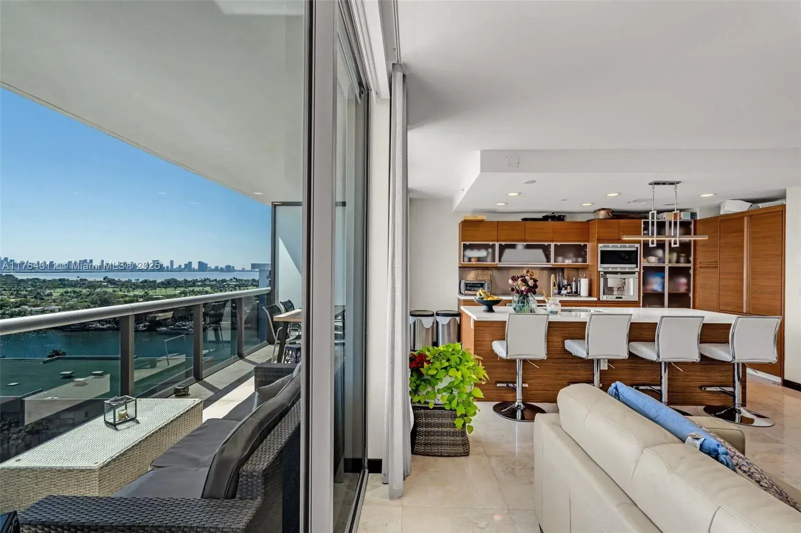 2 bedroom 2 bath for sale at 5875 Collins Ave # 1704, Miami Beach FL 33140