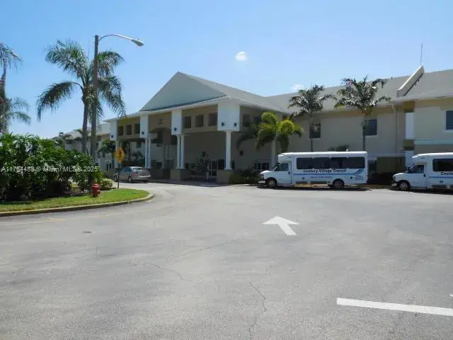 216 Sussex # K, West Palm Beach FL 33417