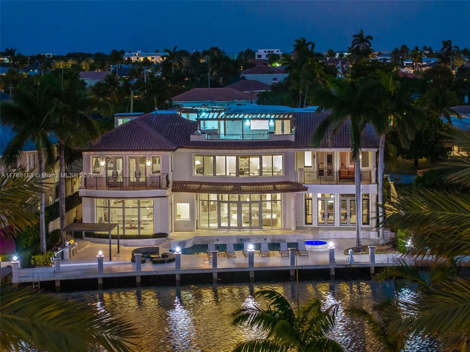 5 bedroom 6 bath Residential for sale at 3201 NE 27th Ave, Lighthouse Point FL 33064