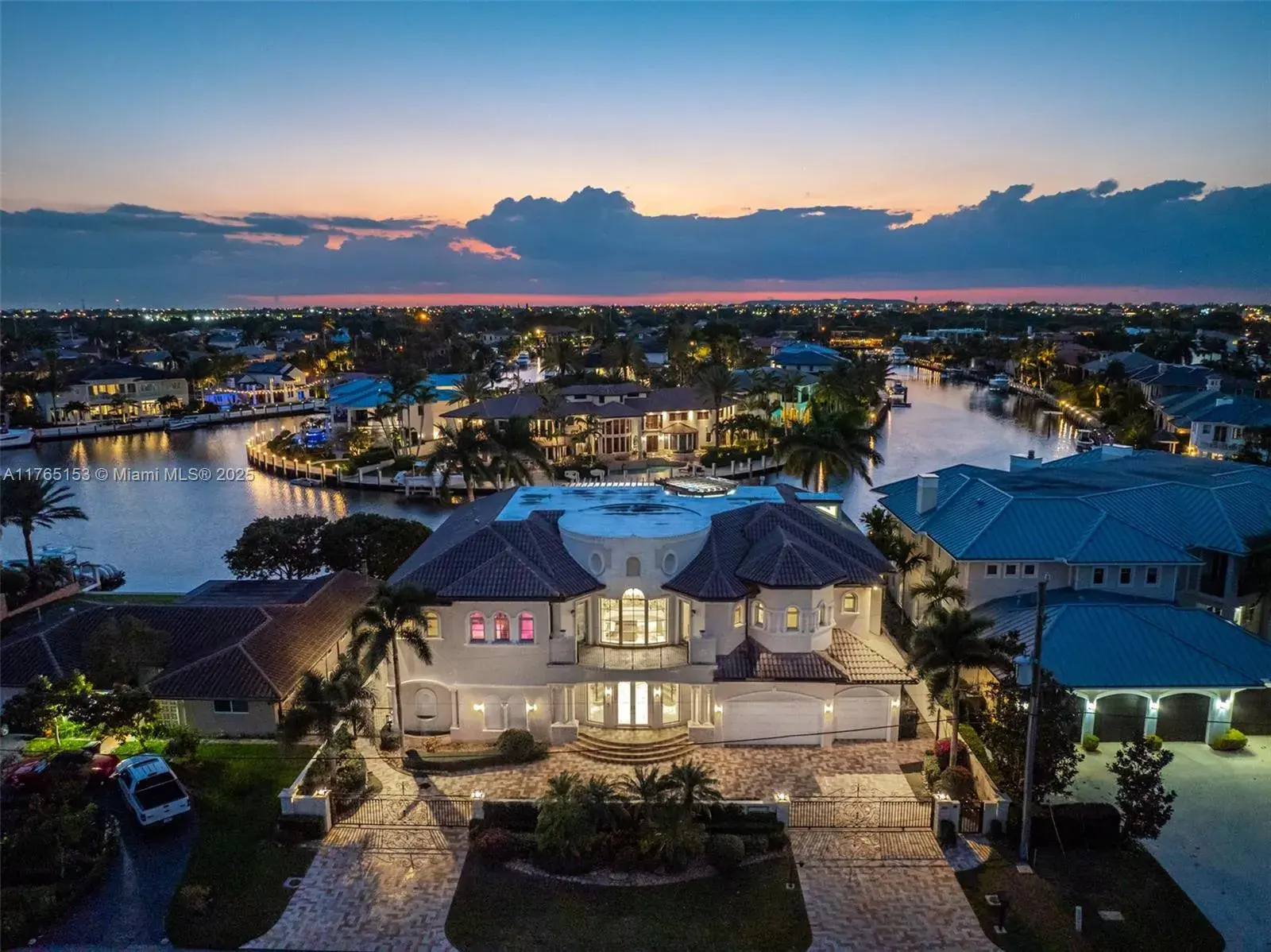 3201 NE 27th Ave, Lighthouse Point FL 33064