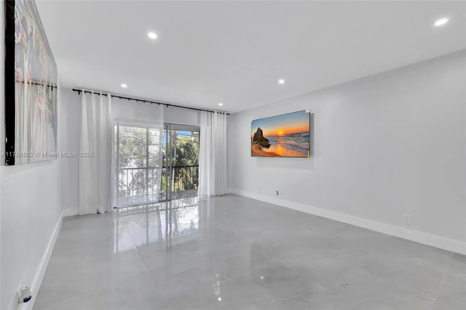 1 bedroom 1 bath Residential for sale at 2271 NE 68th St # 2026, Fort Lauderdale FL 33308