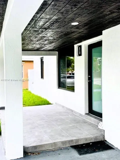 11730 NW 3rd Ave, Miami FL 33168