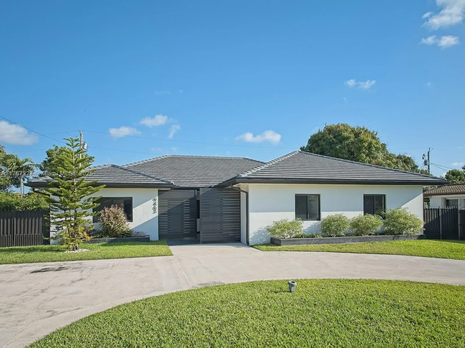 9463 SW 35th St, Miami FL 33165
