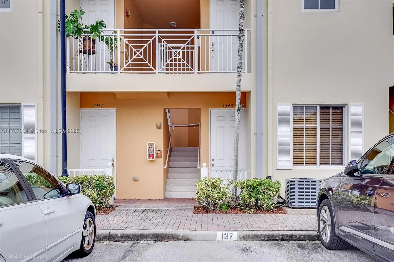 1 bedroom 1 bath Residential for sale at 1343 SW 4th Ct # 1343, Fort Lauderdale FL 33312
