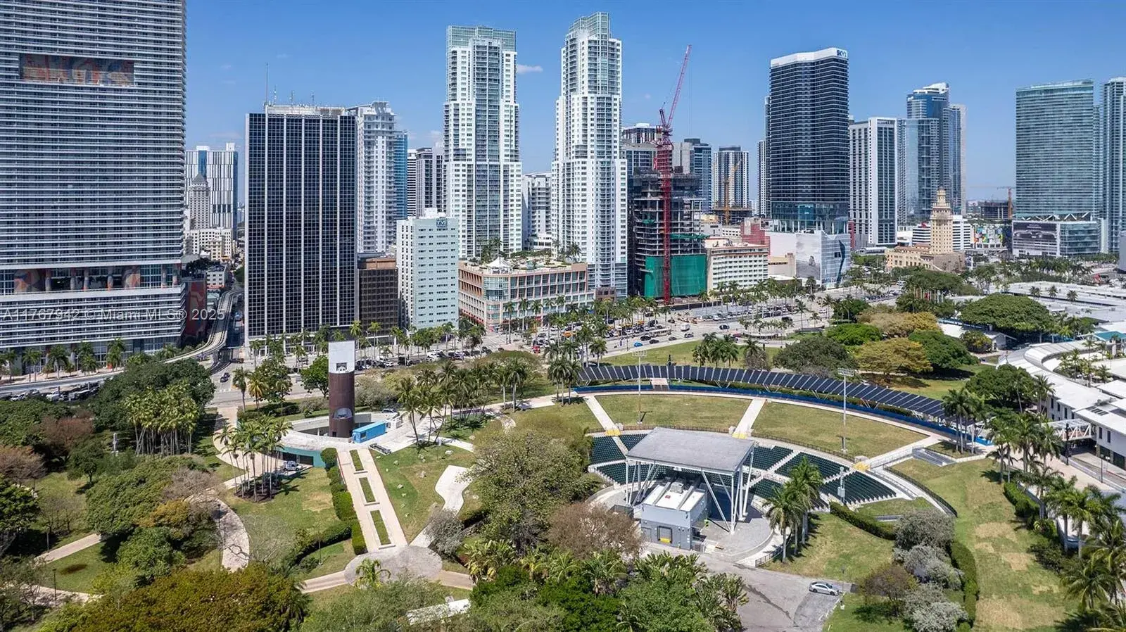 253 NE 2nd St # 1201, Miami FL 33132