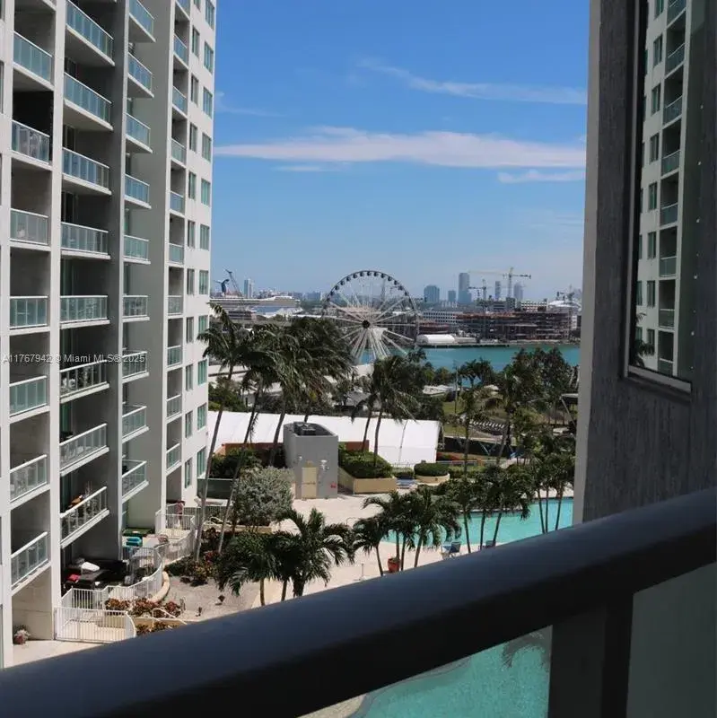 253 NE 2nd St # 1201, Miami FL 33132