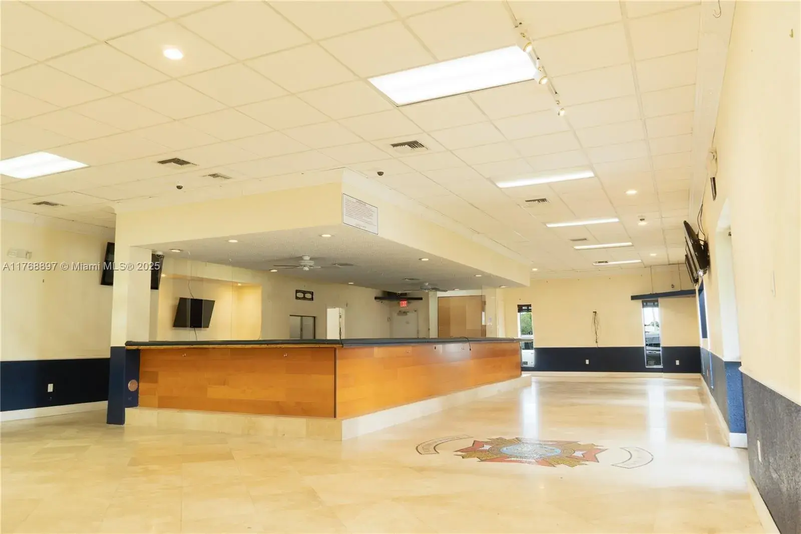 Commercial Sale for sale at 350 SW 25th St, Fort Lauderdale FL 33315