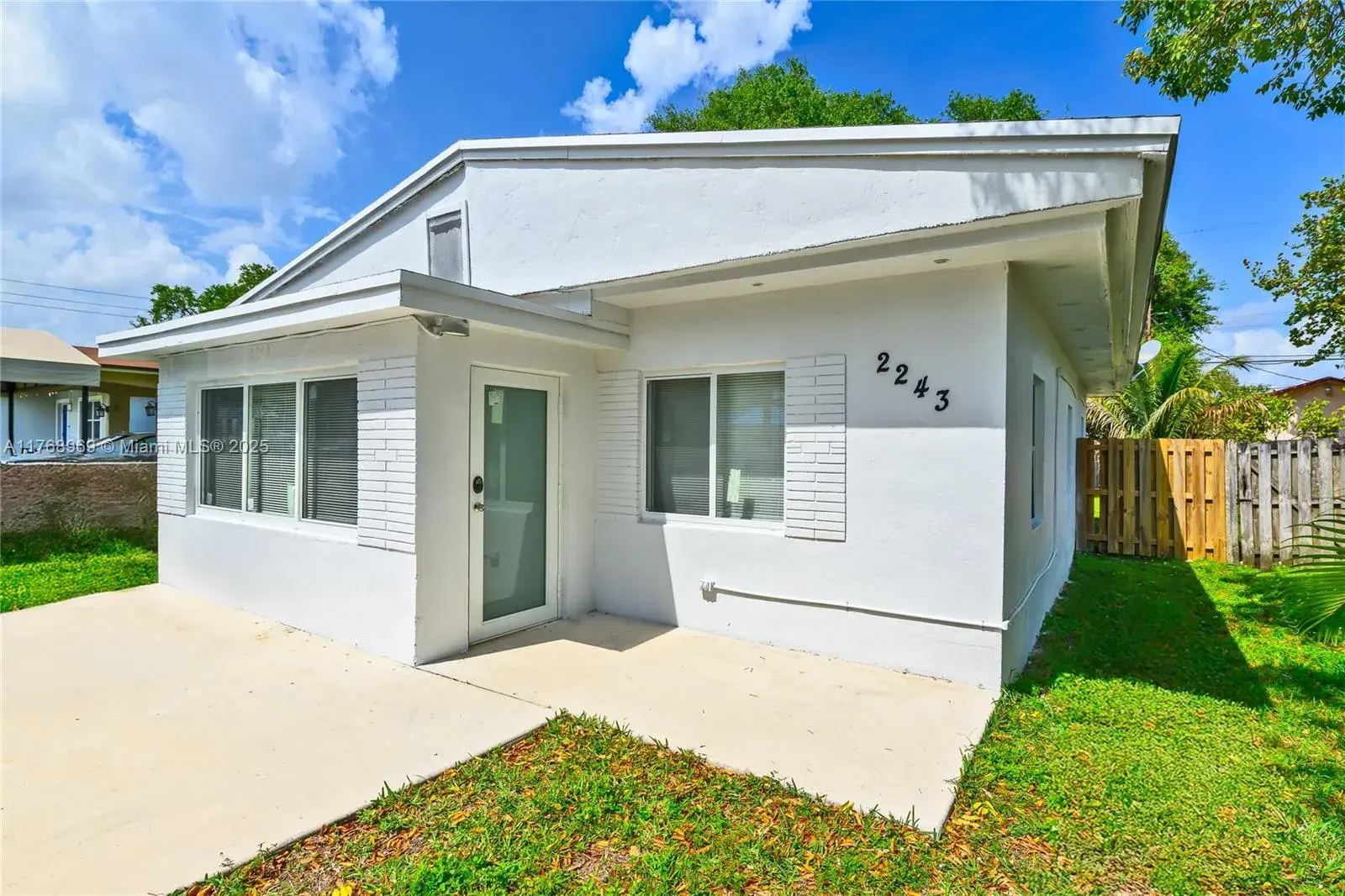 2243 Greene St, Hollywood FL 33020