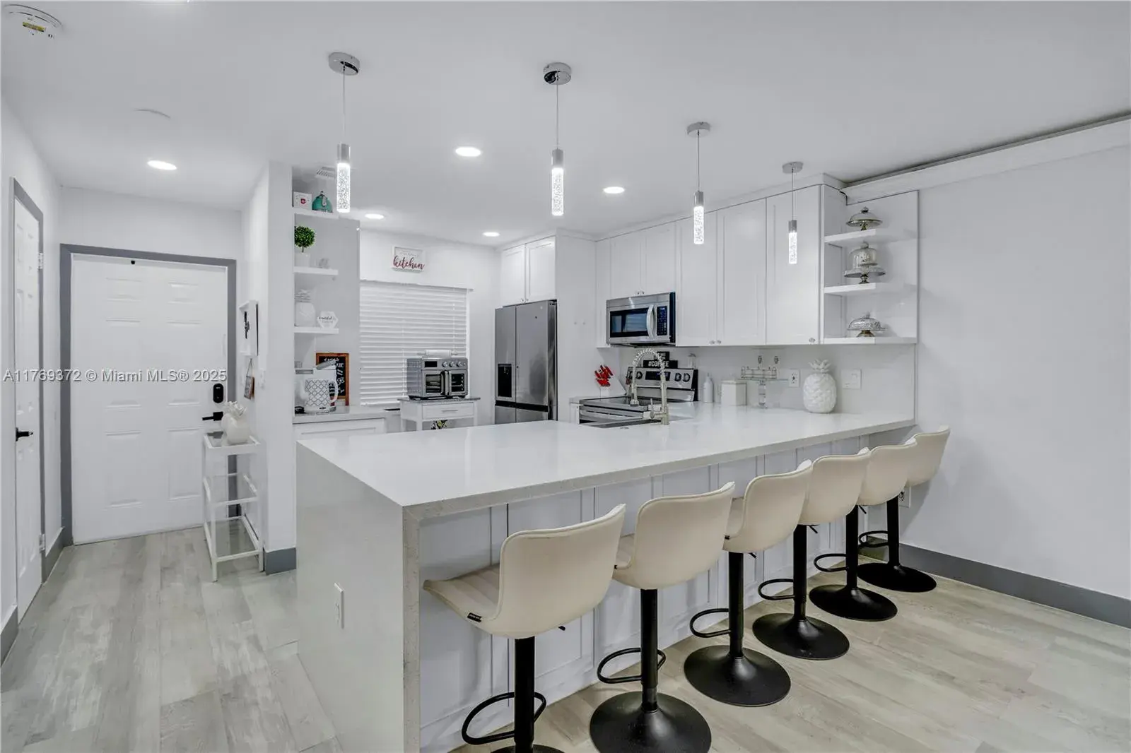 2 bedroom 2 bath Residential for sale at 490 Westree Ln, Plantation FL 33324